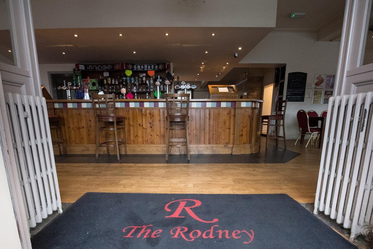The Rodney Hotel Warrington Luaran gambar
