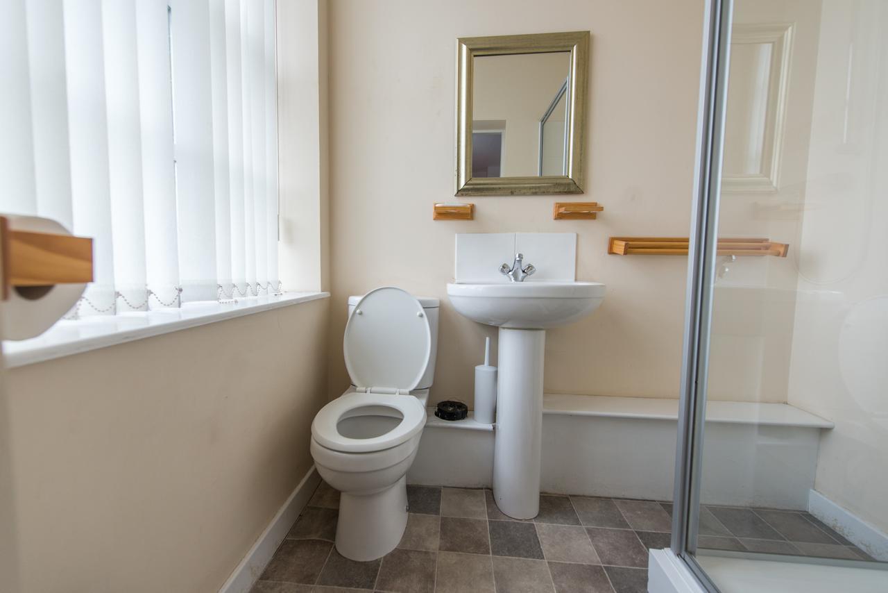 The Rodney Hotel Warrington Luaran gambar